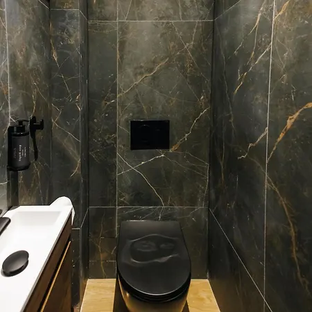 Dreamy Room - Evasion, Balneo & Cinema Prive Angers Exterior photo