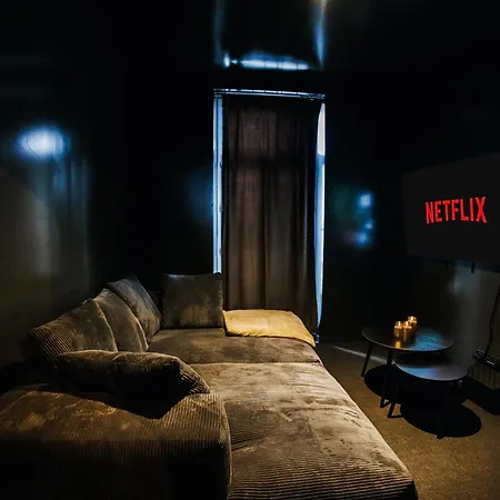 Dreamy Room - Evasion, Balneo & Cinema Prive Angers Exterior photo
