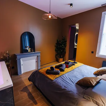 Dreamy Room - Evasion, Balneo & Cinema Prive Angers Exterior photo