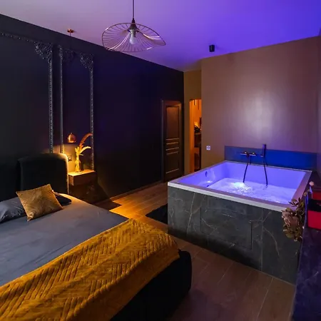 Dreamy Room - Evasion, Balneo & Cinema Prive Angers Exterior photo
