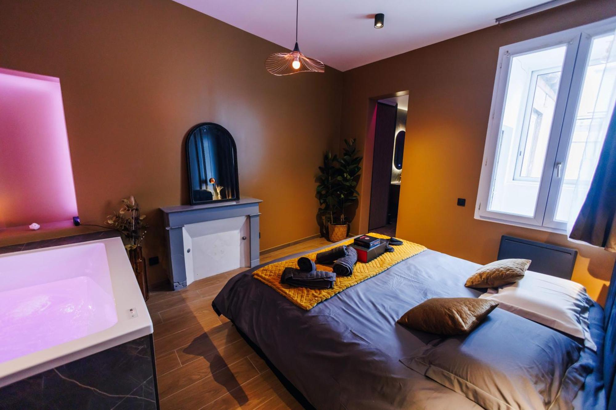 Dreamy - Evasion, Balneo & Cinema Prive Apartment Angers